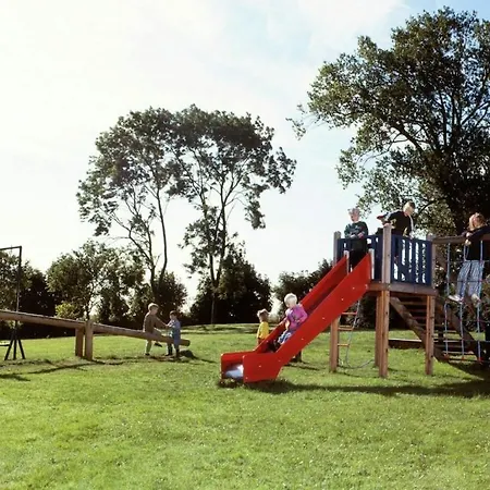 With Garden In Kluetz * Klutz